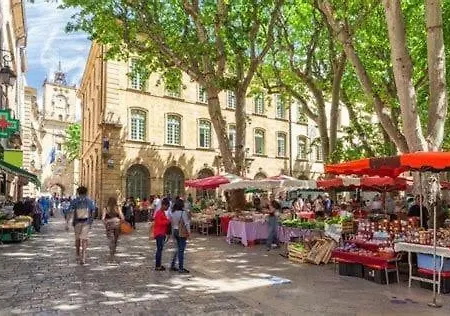 Le Paisible Aixois De Chantal En Hypercentre *